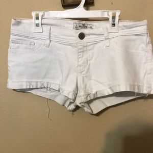 white hollister shorts